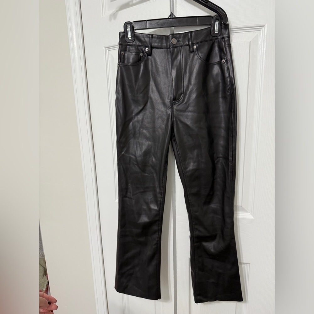 Zara Women’s Black Leather Pamts